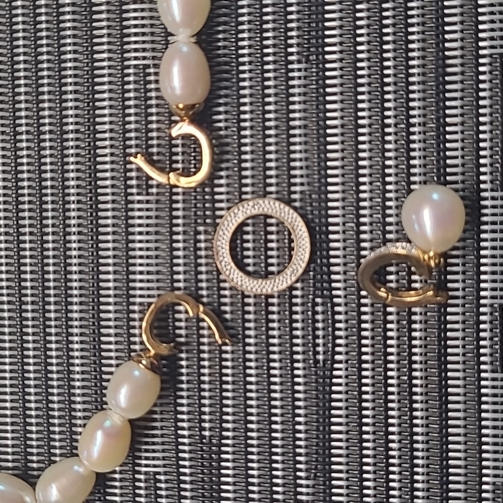 18" pearlustre Necklace - Picture 6 of 8